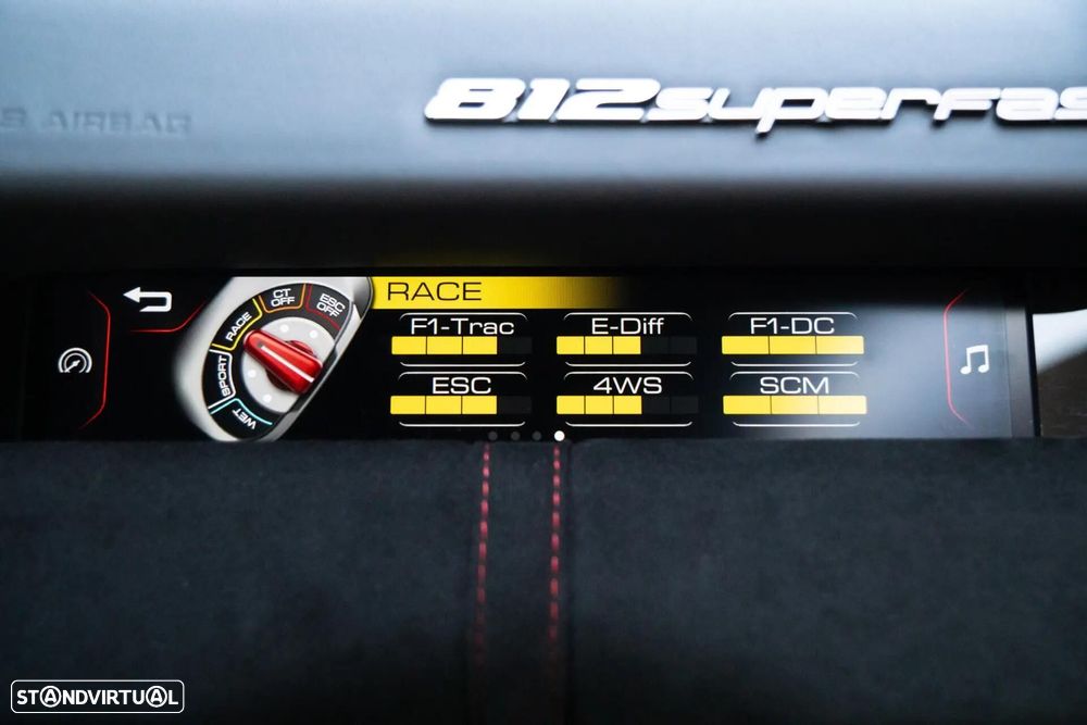 Ferrari 812 Superfast 6.5 V12 - 34