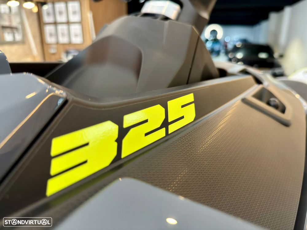 Sea-Doo RXT-X 325 RS - 30