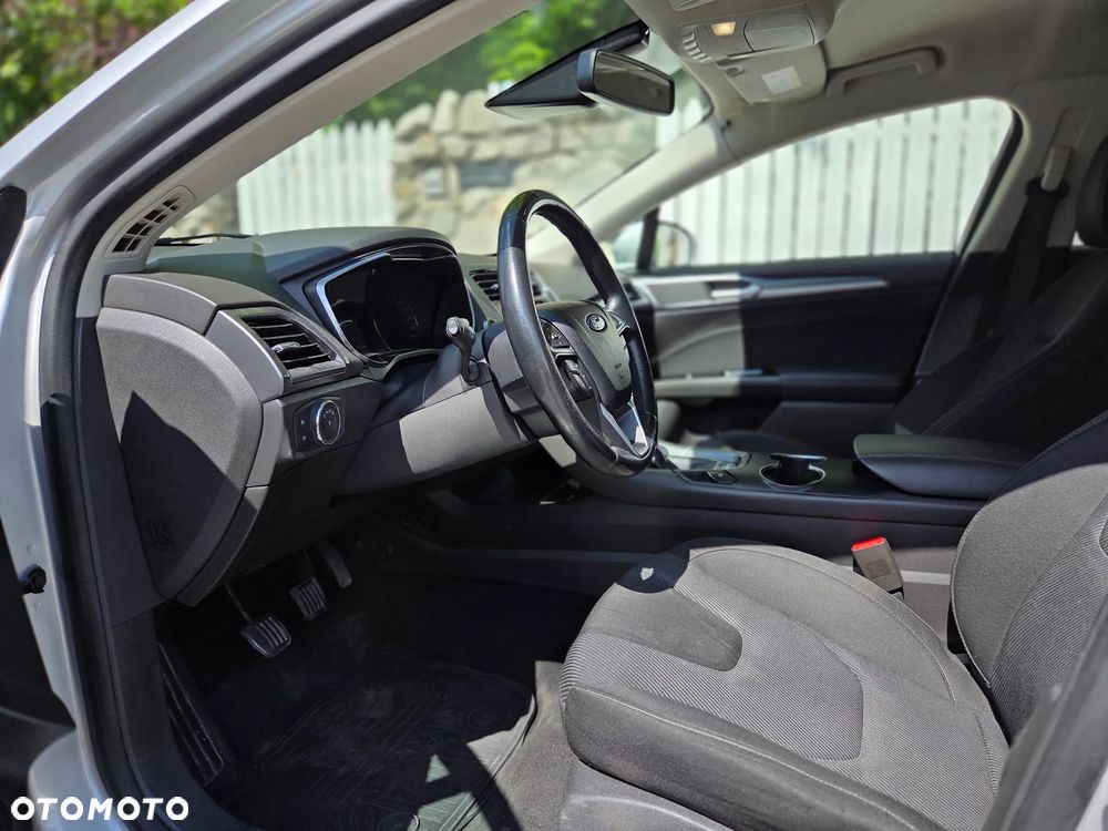 Ford Mondeo 2.0 TDCi Titanium - 9