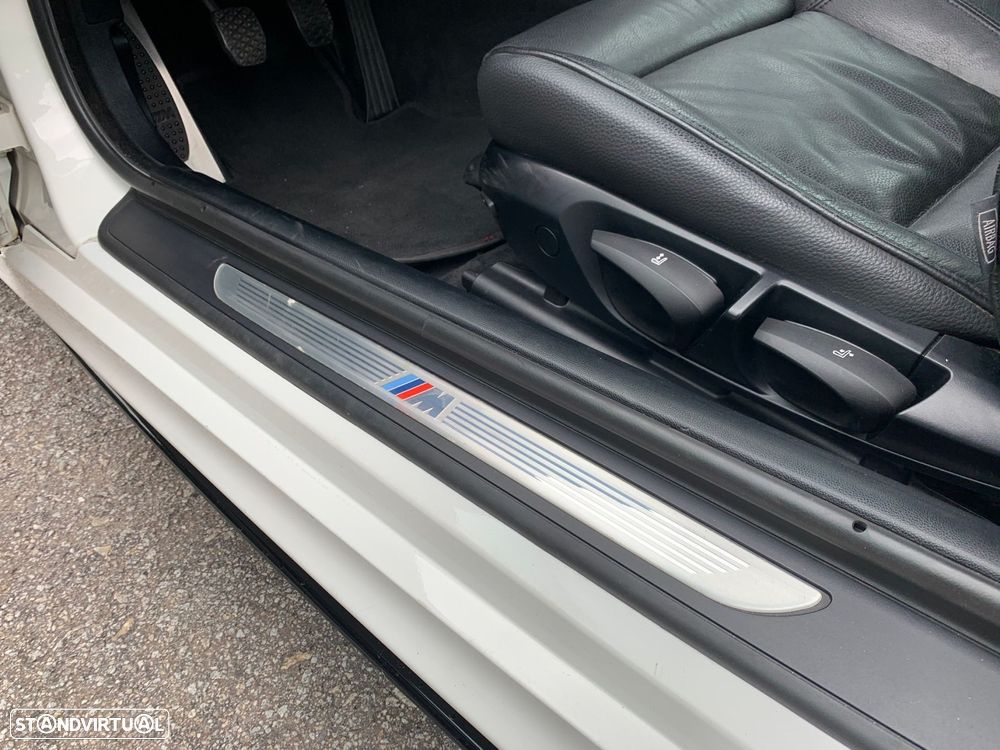 BMW 320 d Coupe Edição M - 10