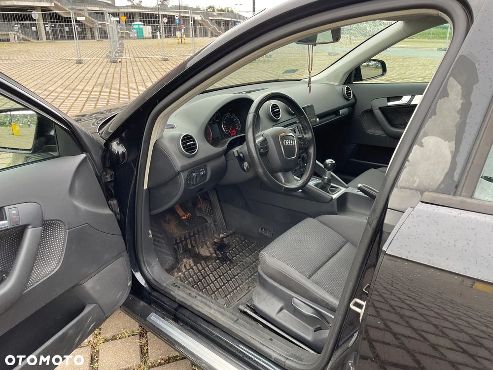 Audi A3 Sportback 2.0 TDI DPF Attraction - 10