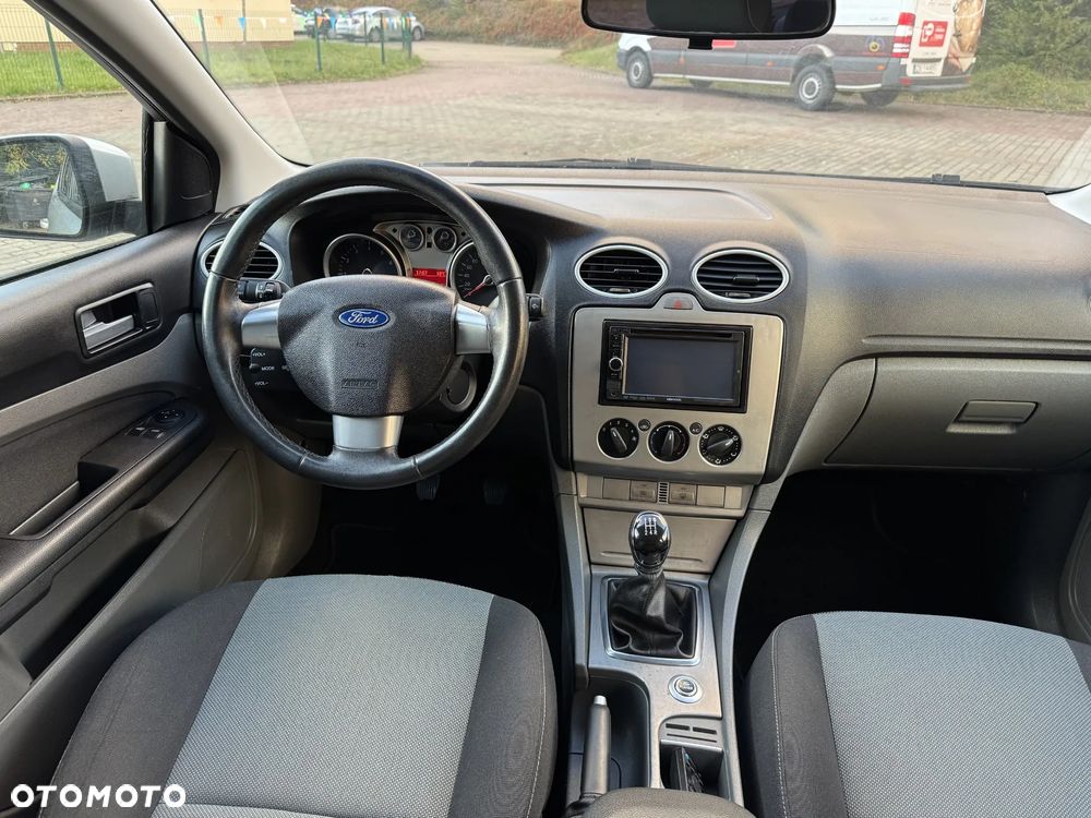 Ford Focus 1.6 Silver X - 33