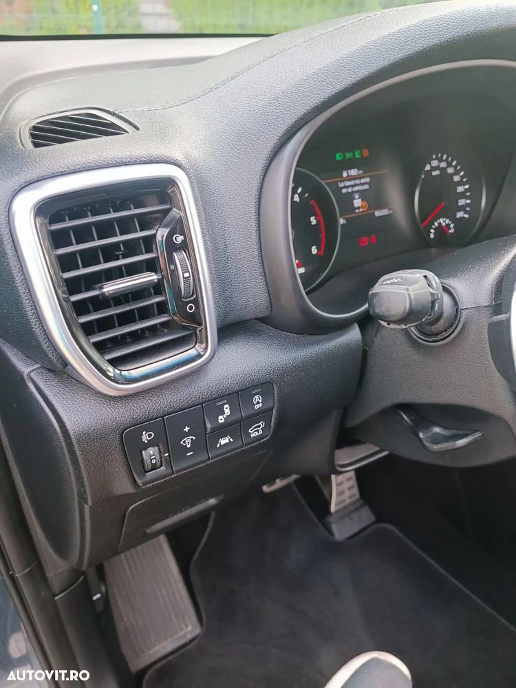 Kia Sportage 2.0 CRDI AWD Eco-Dynamics+ (48V M-H) Aut. GT LINE - 21