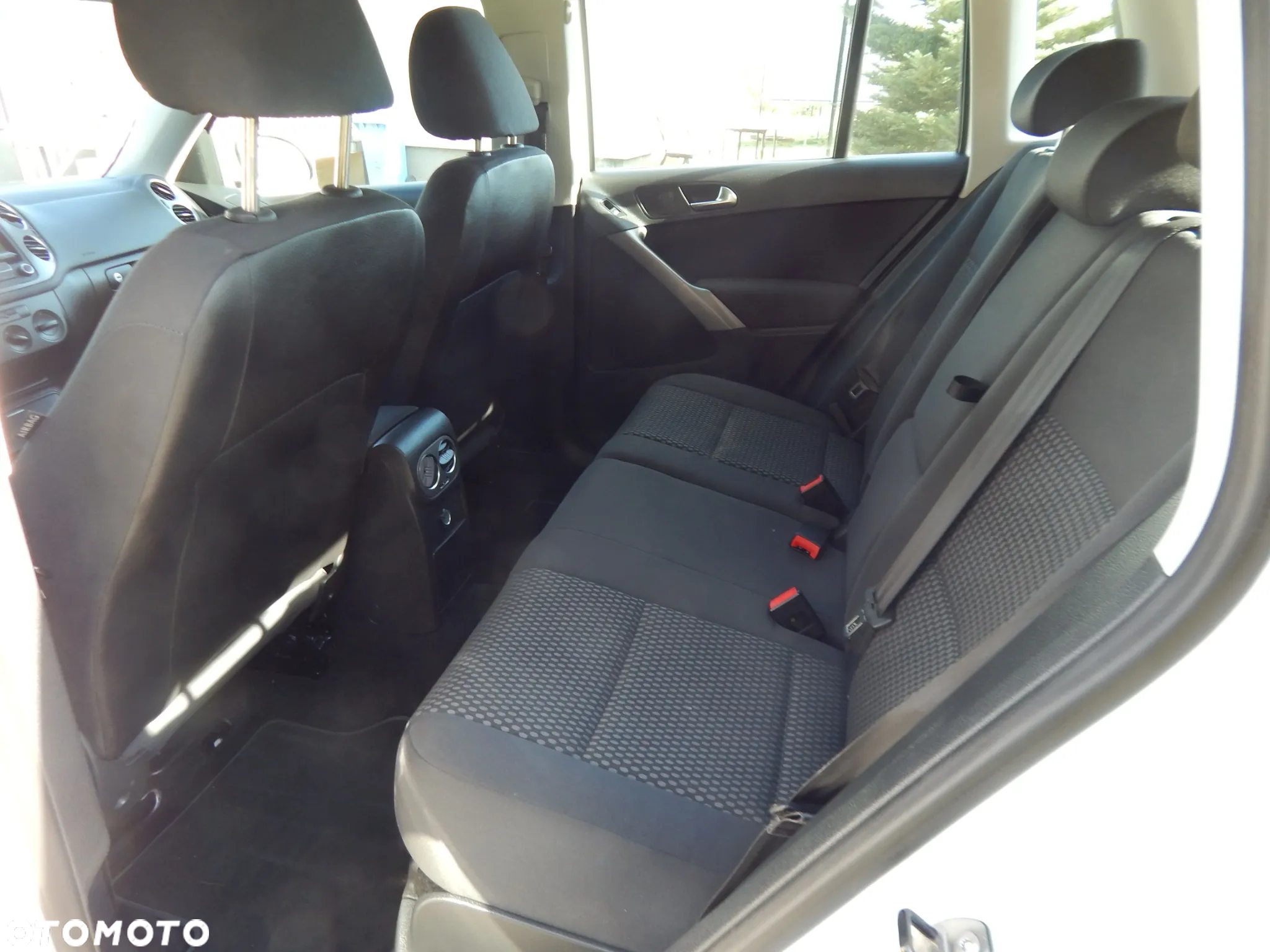 Volkswagen Tiguan 1.4 TSI BlueMot Sport&Style - 17