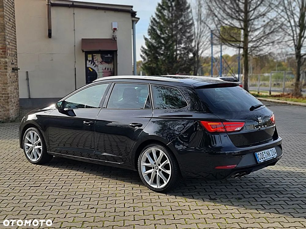 Seat Leon 1.4 EcoTSI FR Black S&S - 4