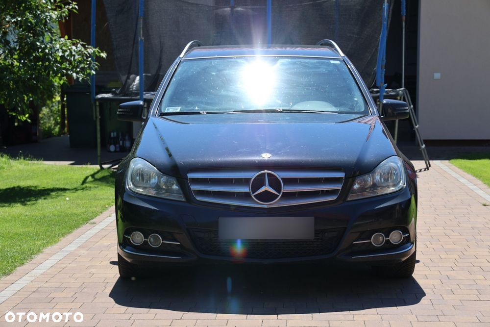 Mercedes-Benz Klasa C 200 CDI BlueEff Avantgarde - 1
