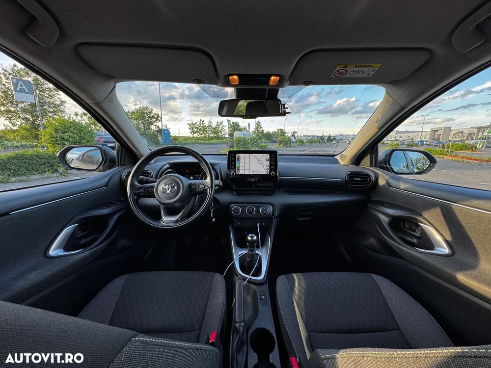 Toyota Yaris 1.5 MT Dynamic - 14