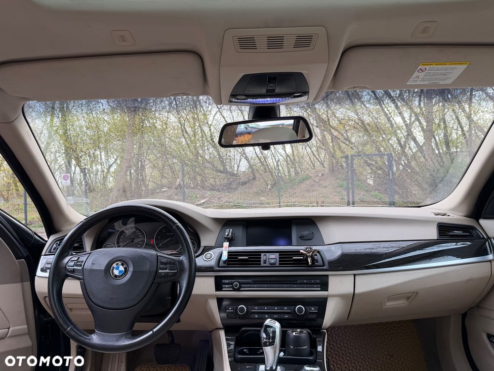 BMW Seria 5 520d - 10
