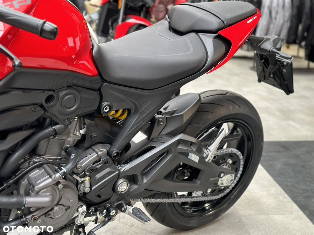 Ducati Monster - 11