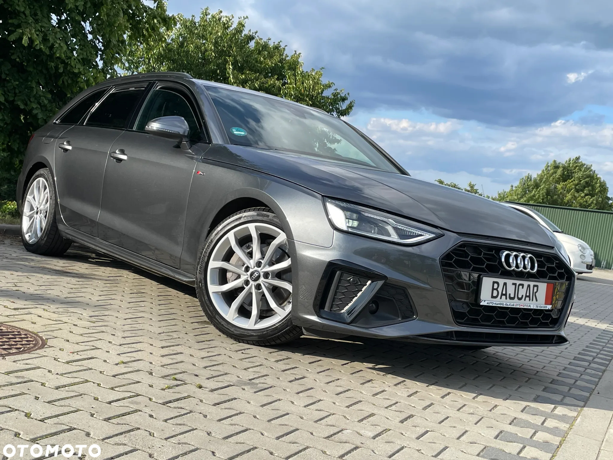 Audi A4 Avant 40 TDI S tronic S line - 2
