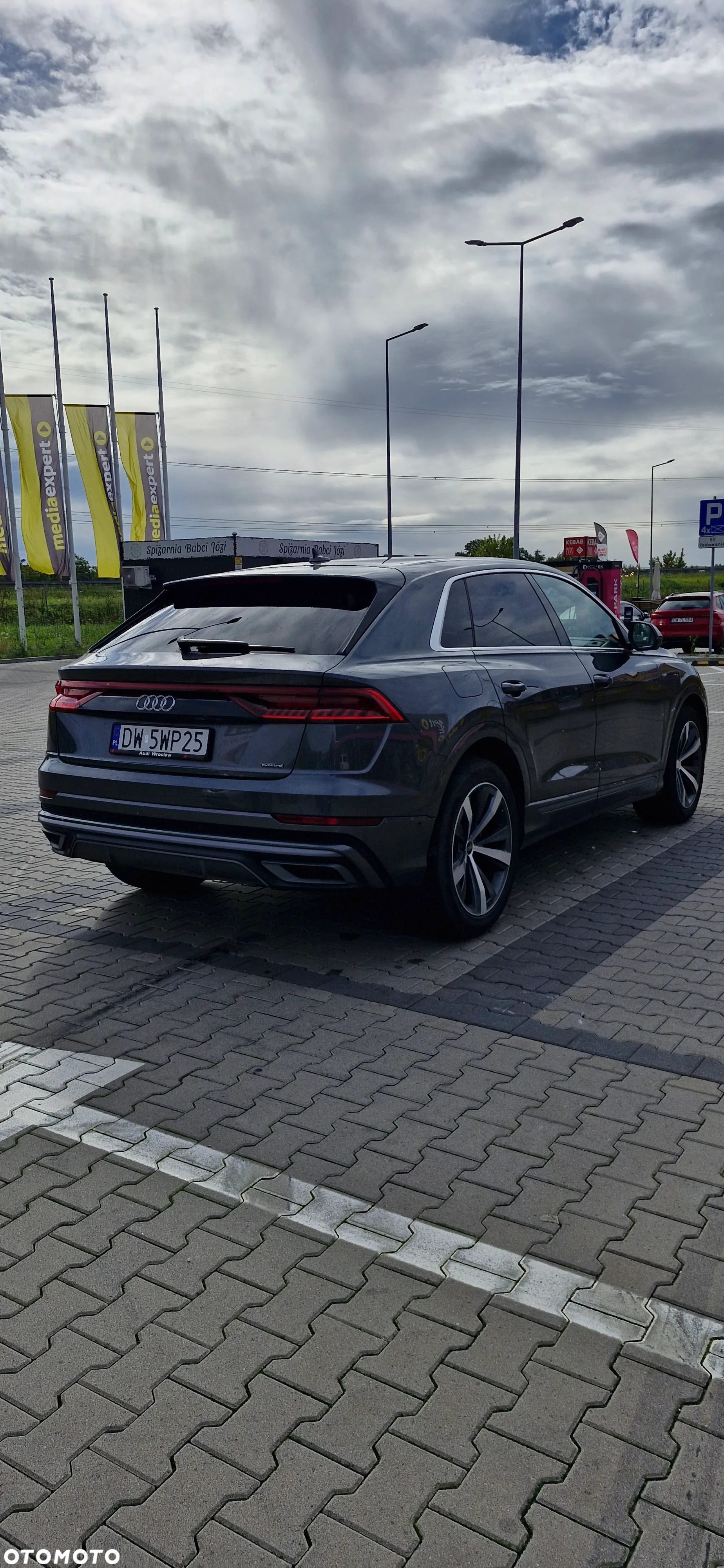 Audi Q8 - 4