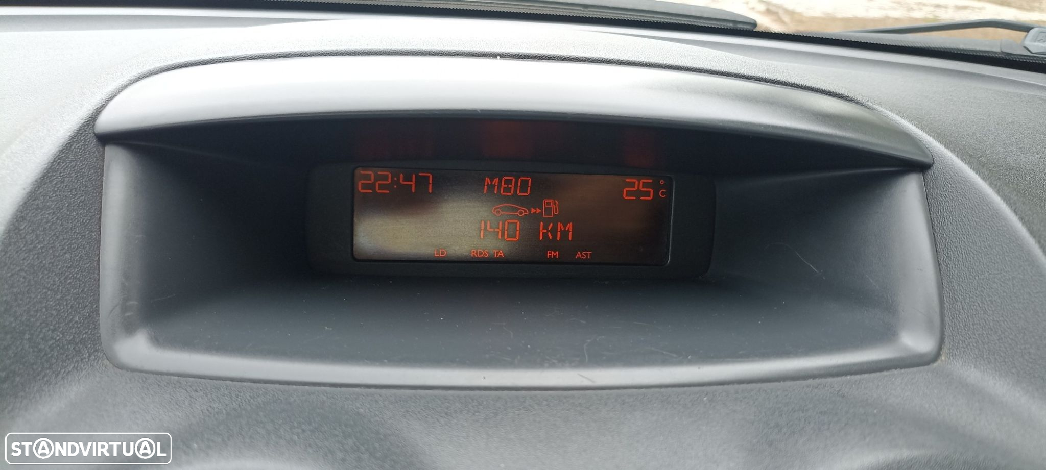 Citroën C3 1.4 HDi Exclusive Sensodrive - 25