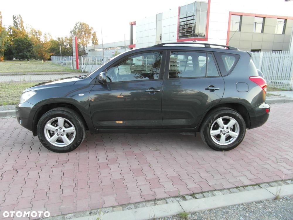 Toyota RAV4 2.0 VVT-i Sol - 3