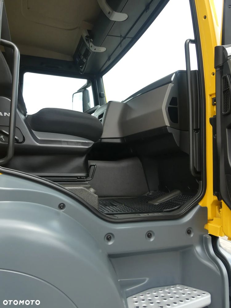 MAN TGS 41.470 / 8x8 / WYWROTKA KH-KIPPER / MANUAL / EURO 6 / - 28