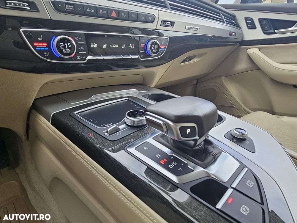 Audi Q7 - 17