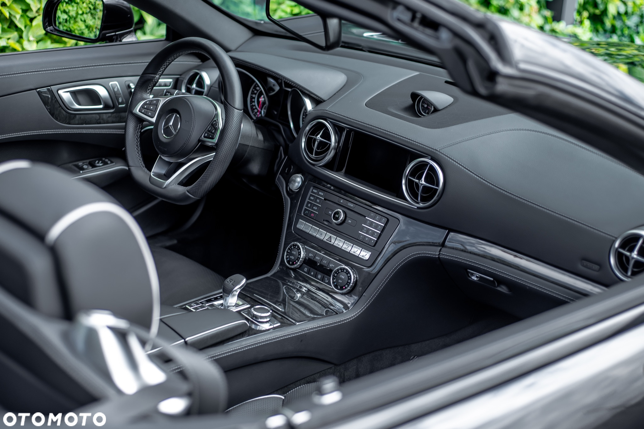 Mercedes-Benz SL 500 9G-TRONIC - 11
