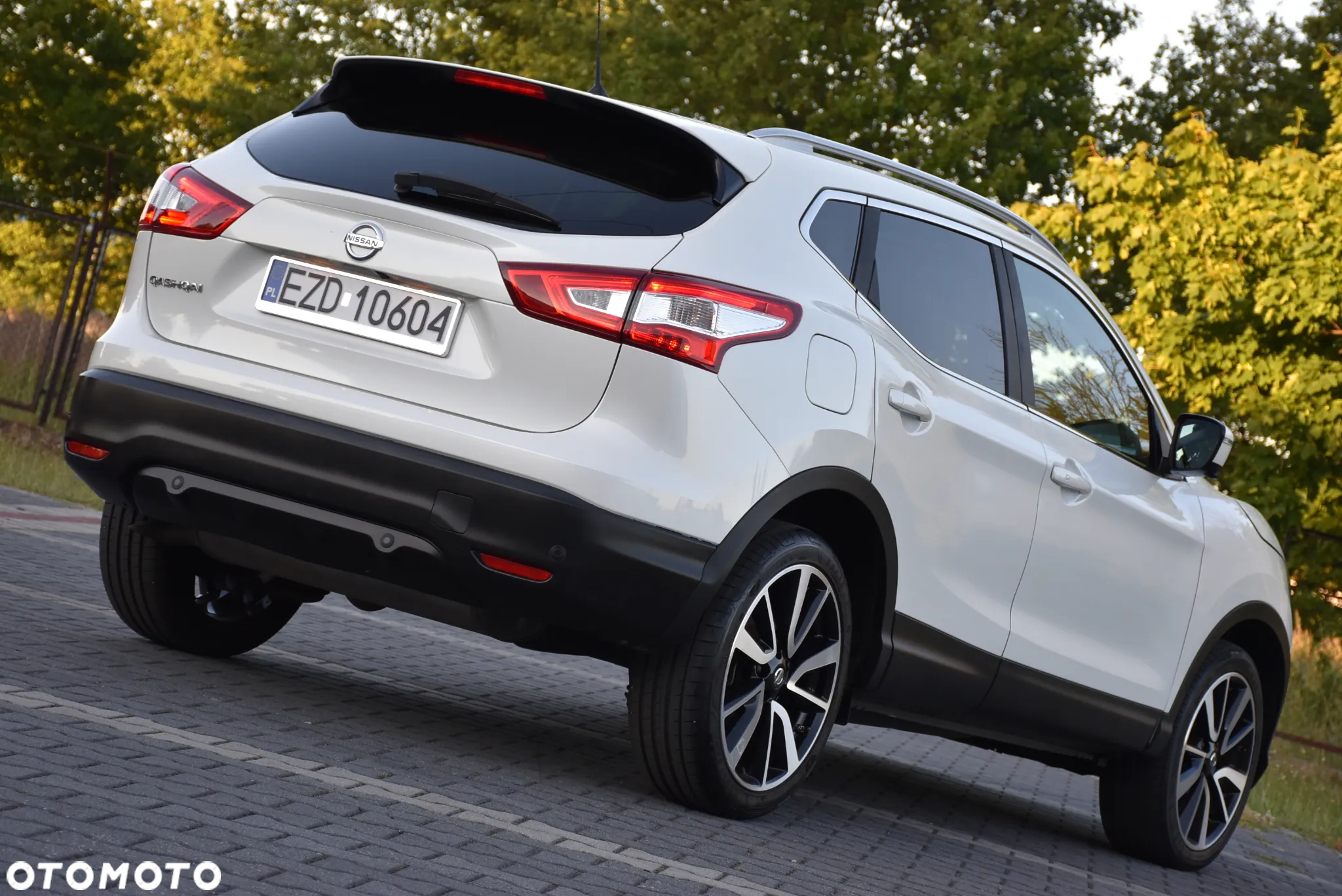 Nissan Qashqai 1.6 DCi Tekna+ - 4