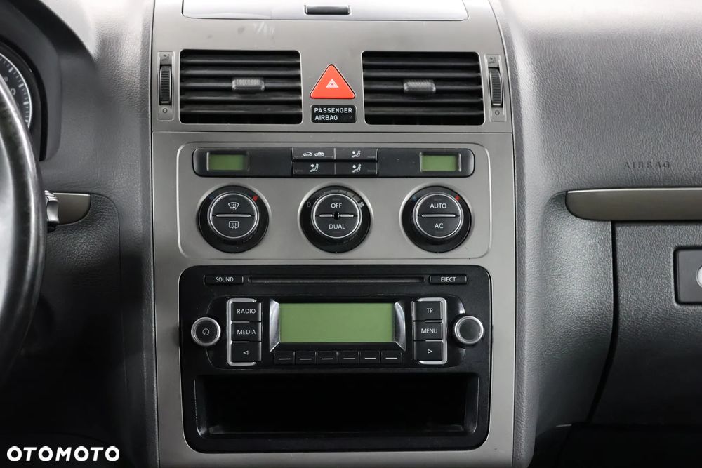 Volkswagen Touran 1.4 TSI Life - 6