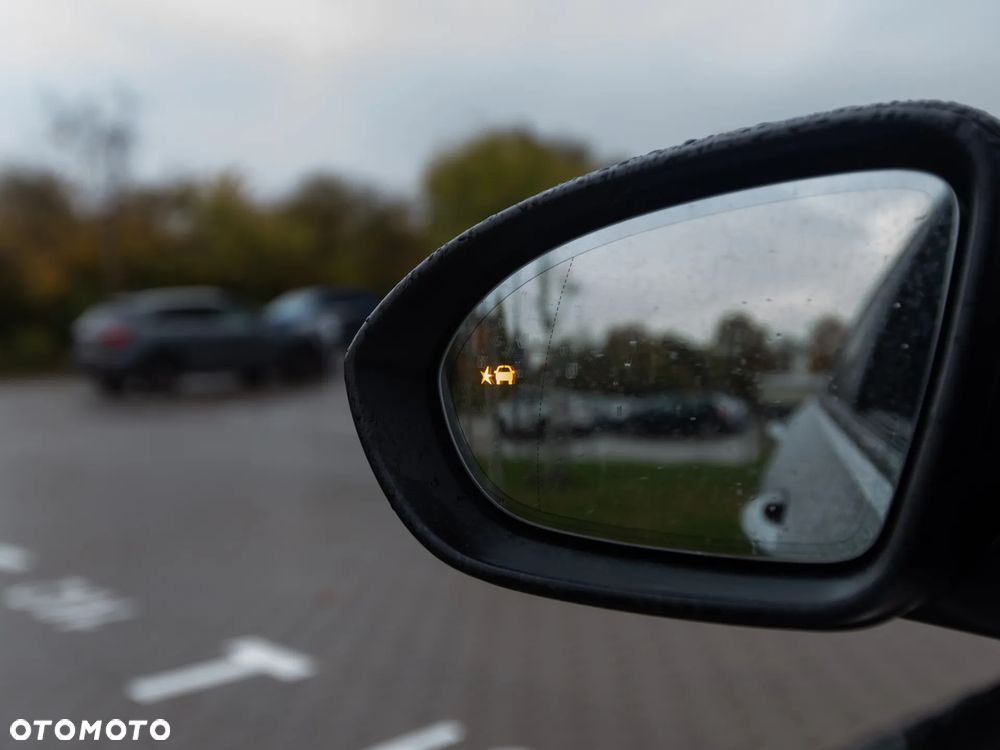 Opel Insignia 2.0 BiTrb D 4x4 Automatik Exclusive - 36