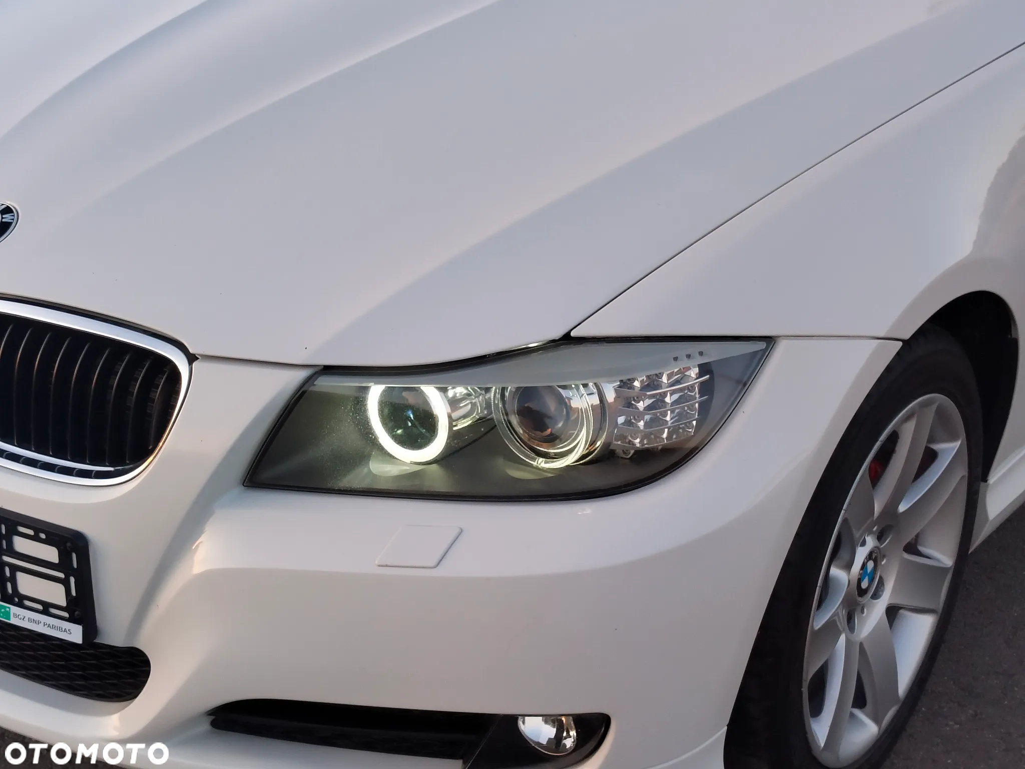 BMW Seria 3 318d Sport Line - 14