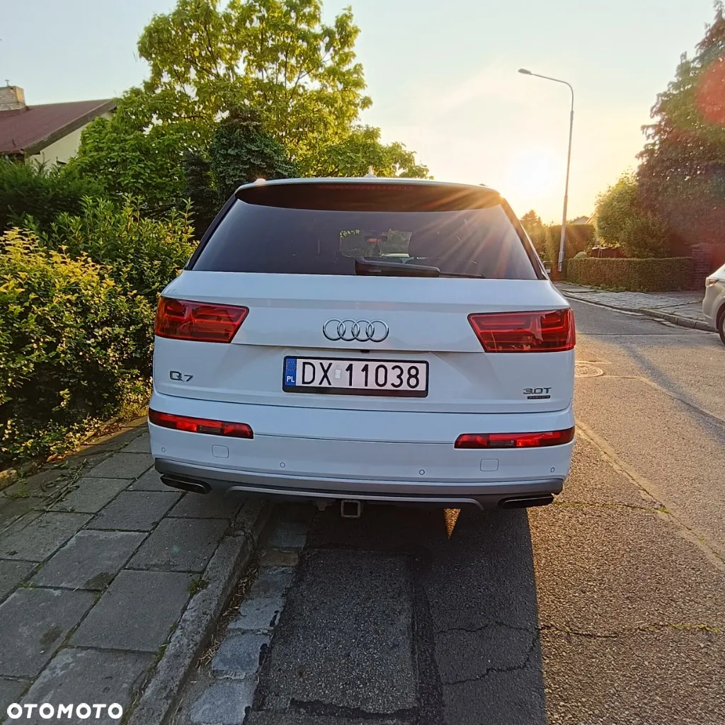 Audi Q7 3.0 TFSI Quattro Tiptronic - 5