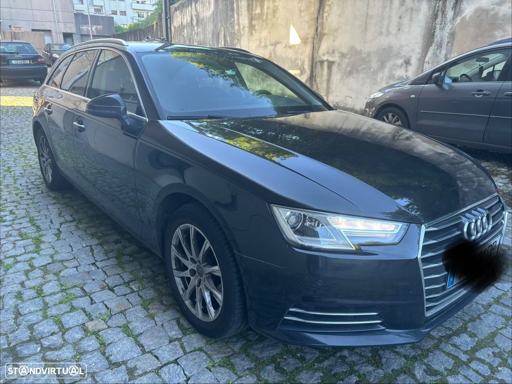 Audi A4 2.0 TDI Advance S tronic - 2