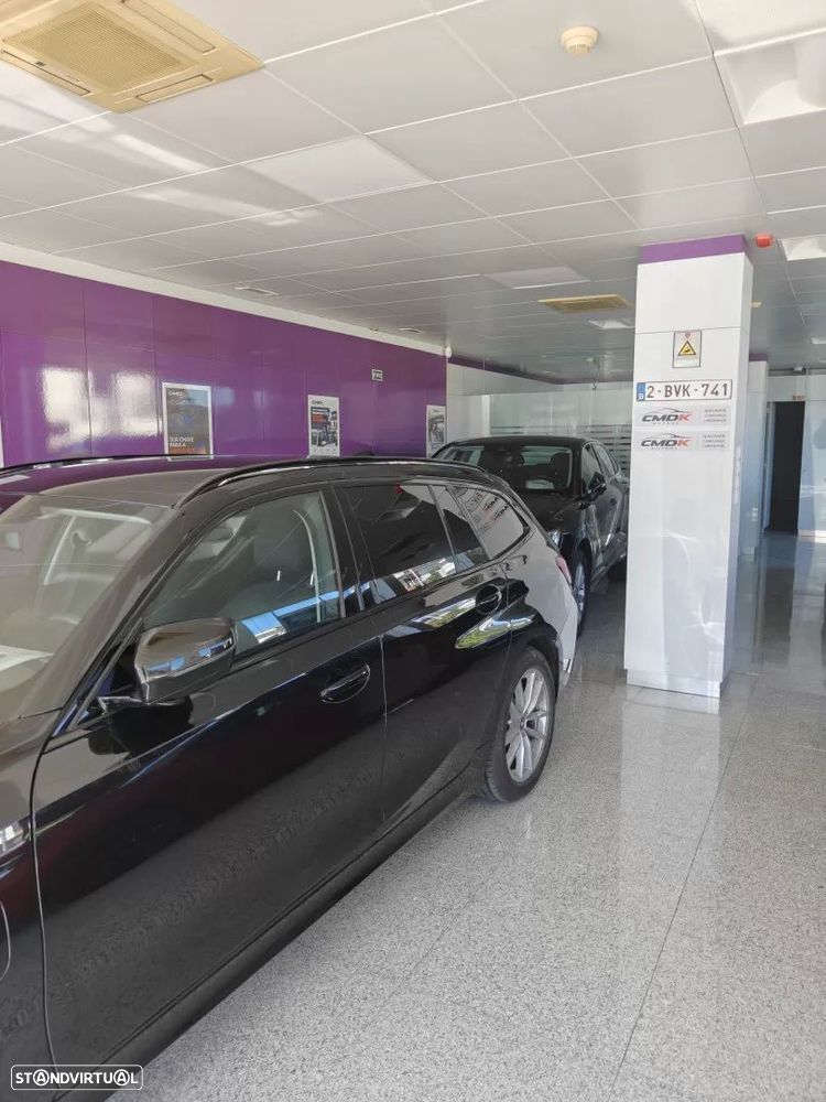 BMW 320 e Auto - 11