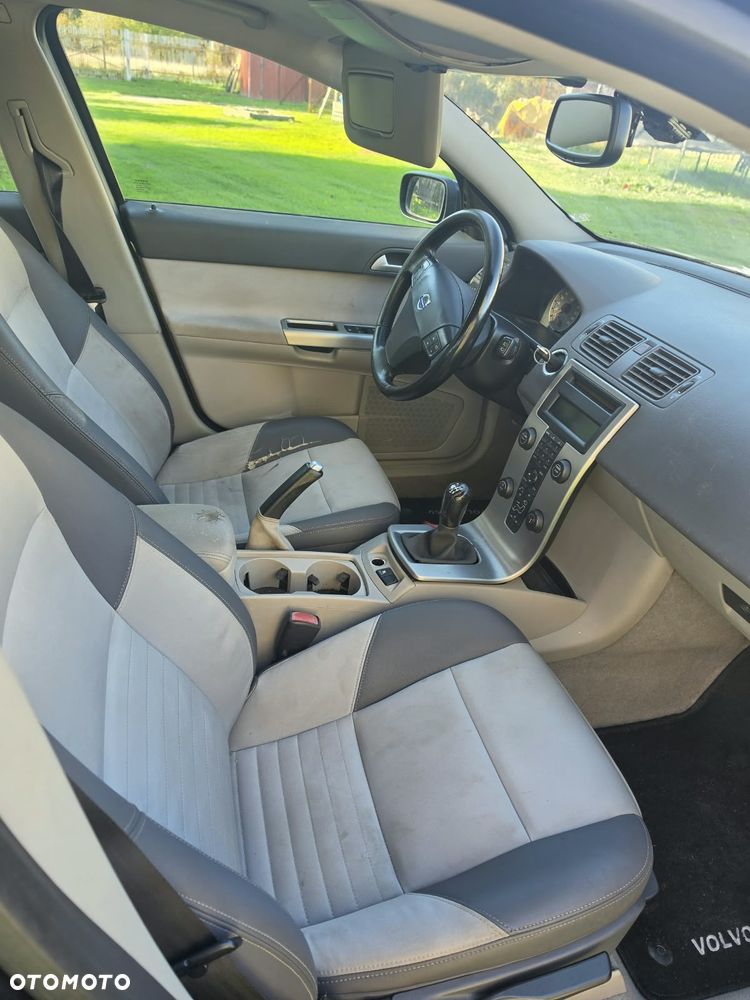 Volvo V50 2004 photo 5