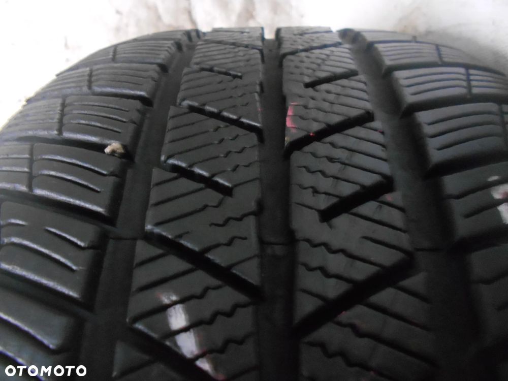 OPONA POJEDYNKA 245/45R18 BARUM POLARIS 5 XL DOT 2923 8MM - 2