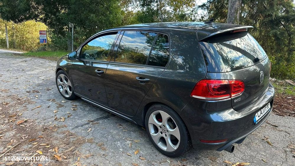 VW Golf 2.0 GTI DSG - 3