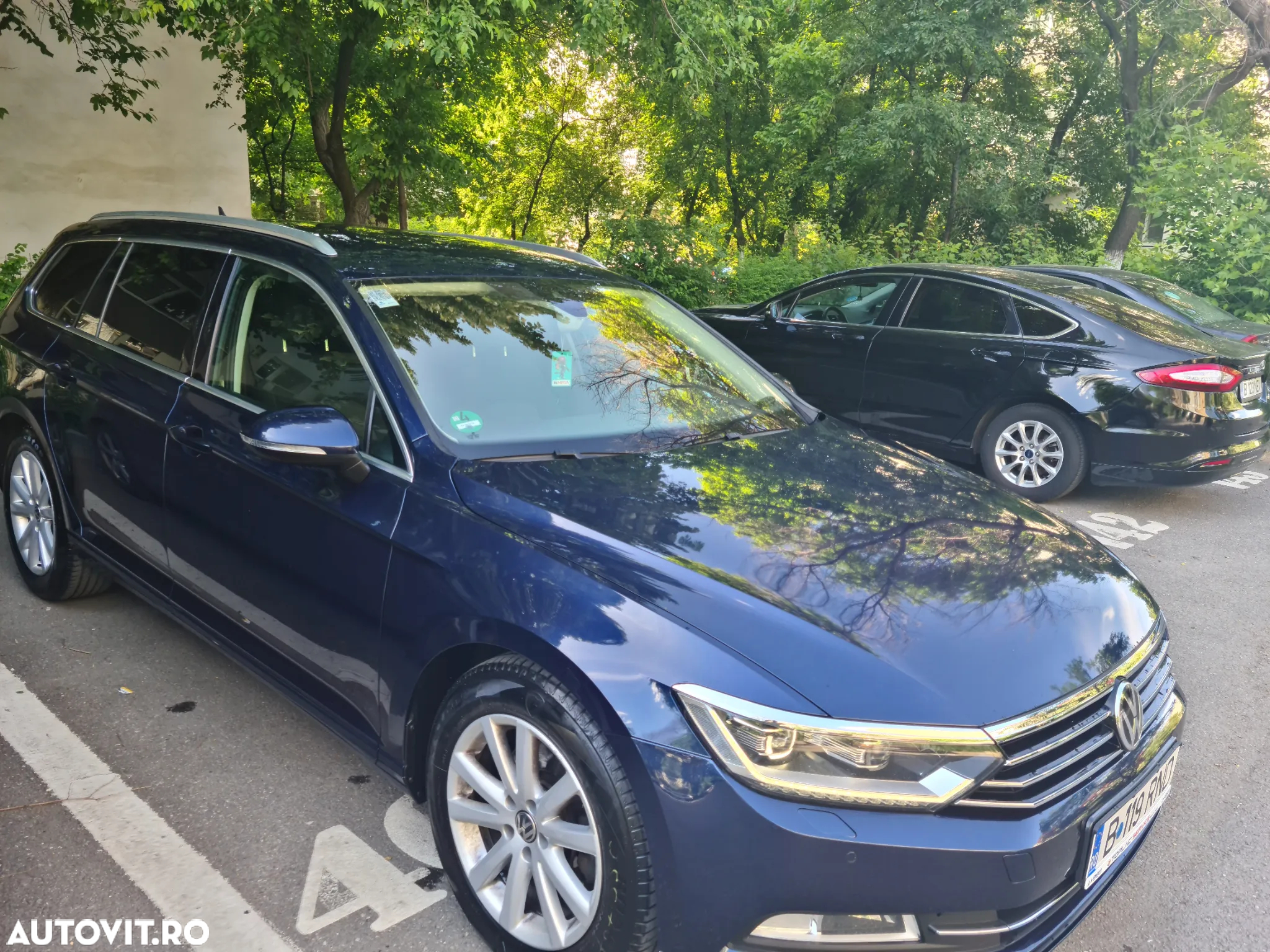 Volkswagen Passat - 2
