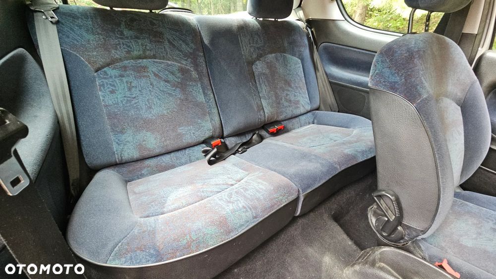 Peugeot 206 1.4 XR Presence - 8
