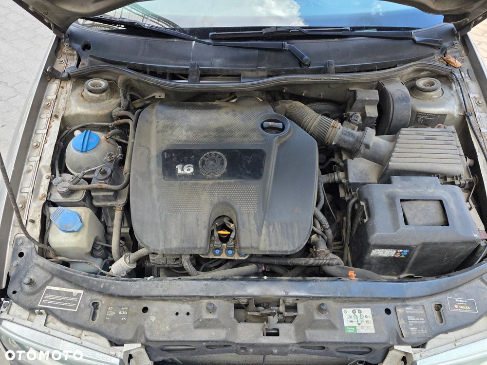 Skoda Octavia 1.6 Elegance - 19