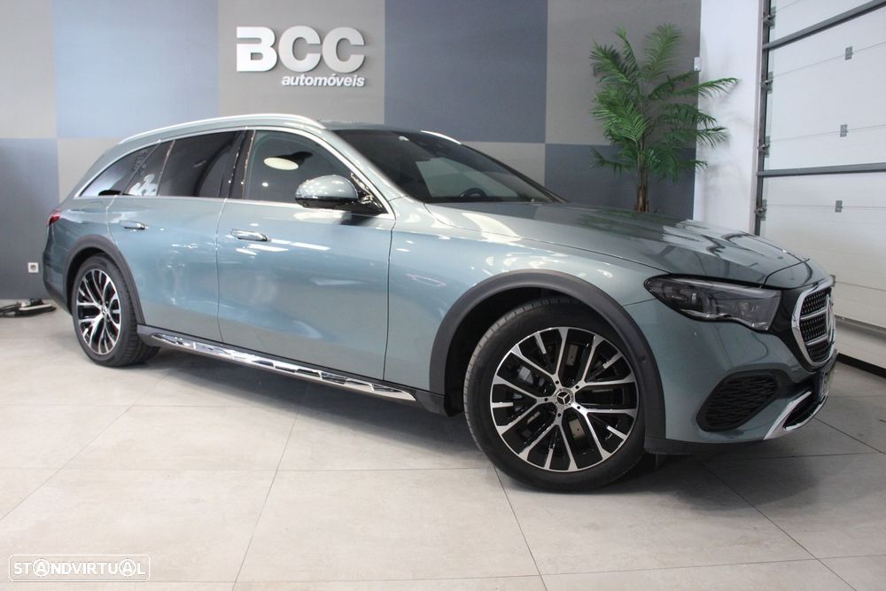 Mercedes-Benz E 300 de 4Matic All-Terrain - 1