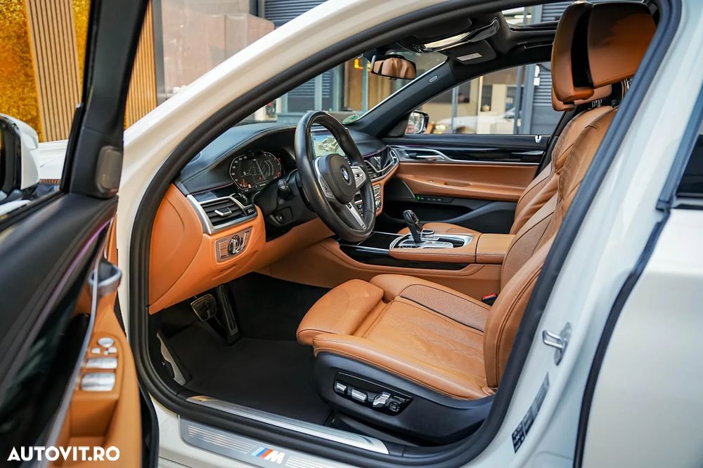 BMW Seria 7 740Ld xDrive MHEV - 28