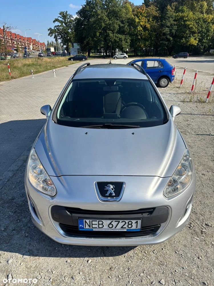 Peugeot 308 HDi FAP 110 Business Line Niveau 1 - 3