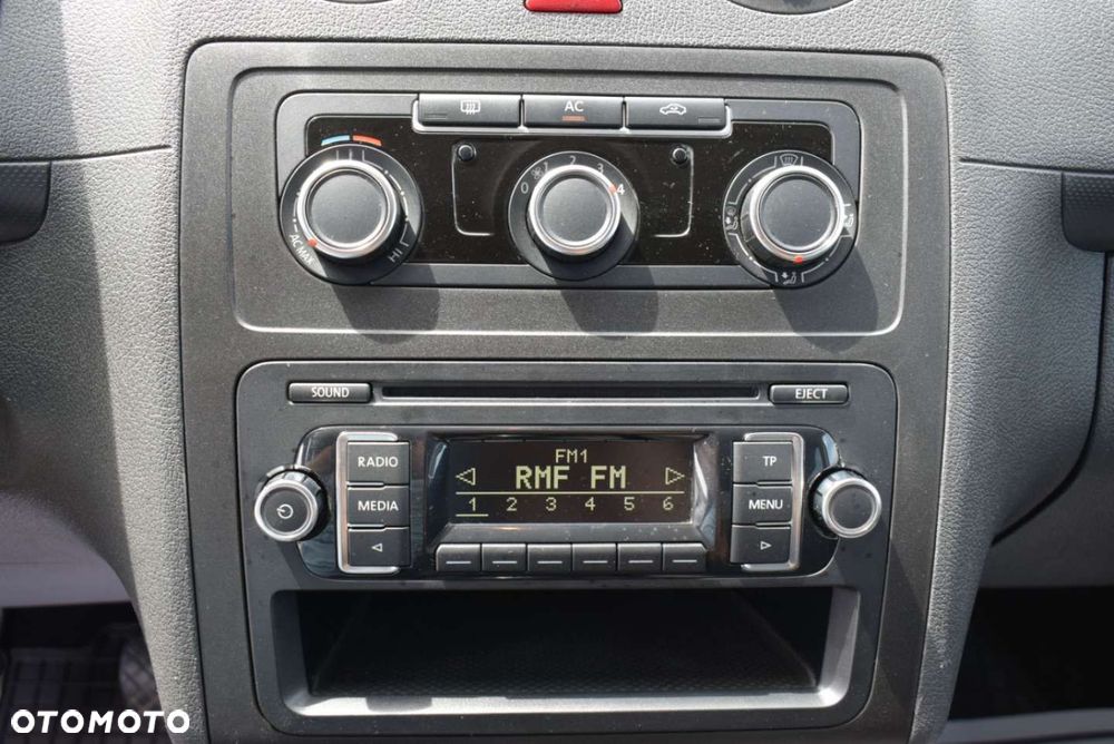 Volkswagen Caddy - 23