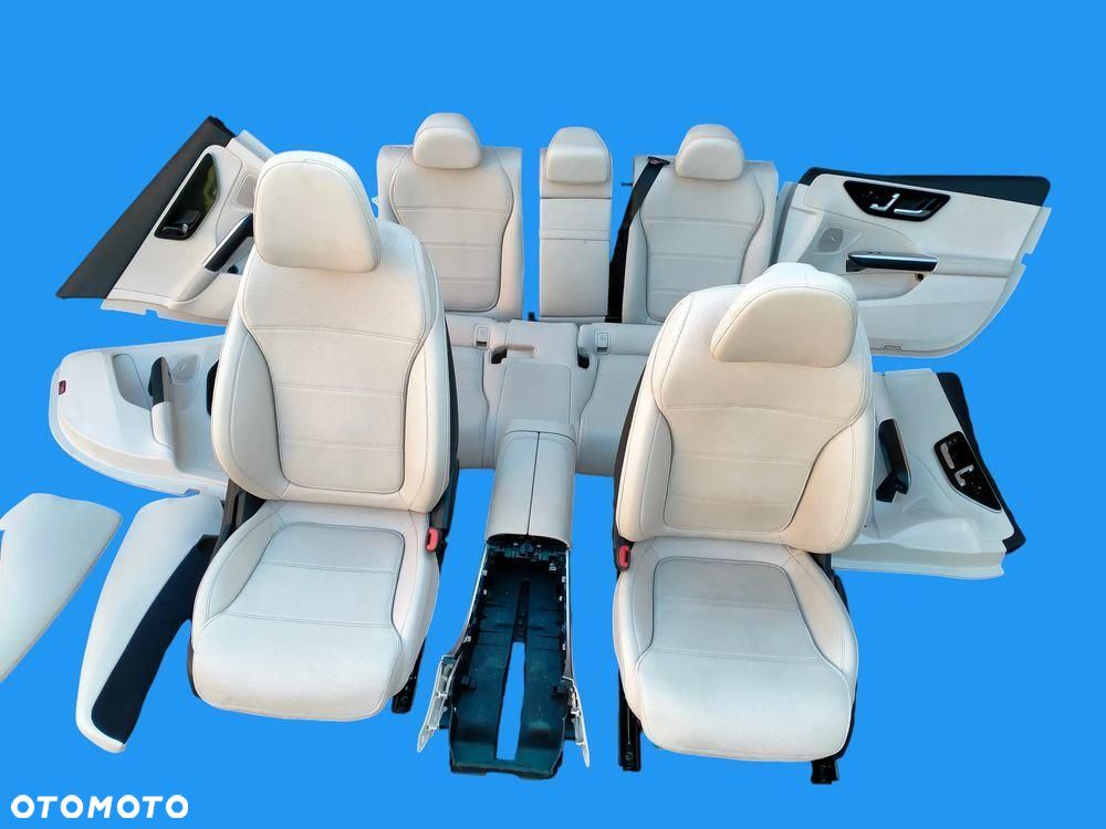 Mercedes W206 SEDAN AVANTGARDE Fotele Przód Kanapa Boczki Drzwi Tapicerki - 1