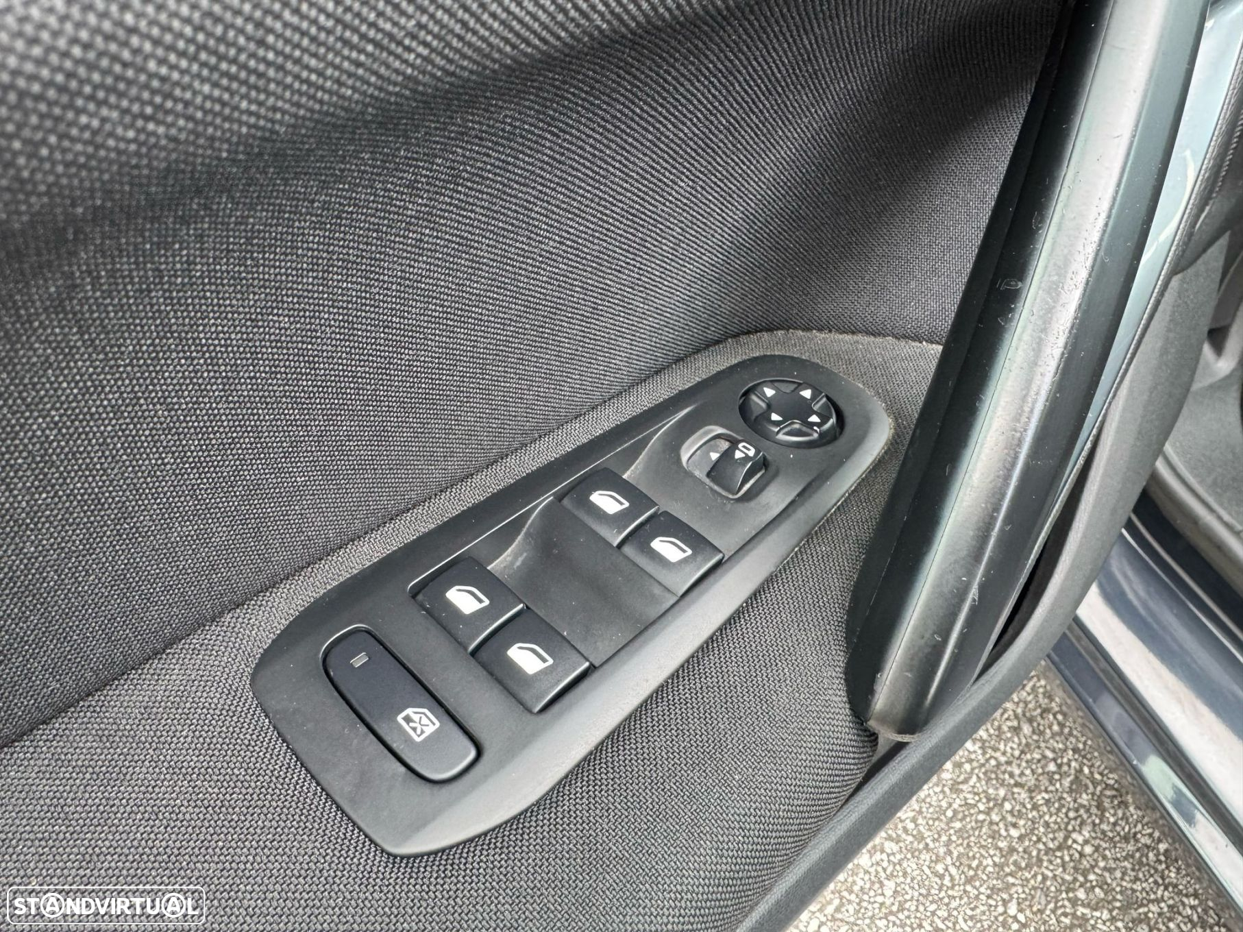 Peugeot 308 1.2 PureTech Active - 28