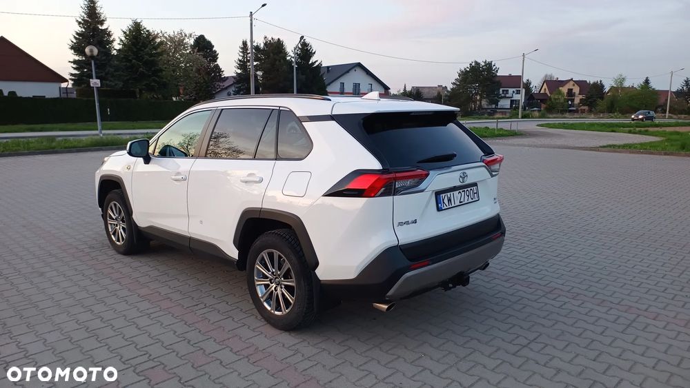 Toyota RAV4 - 7