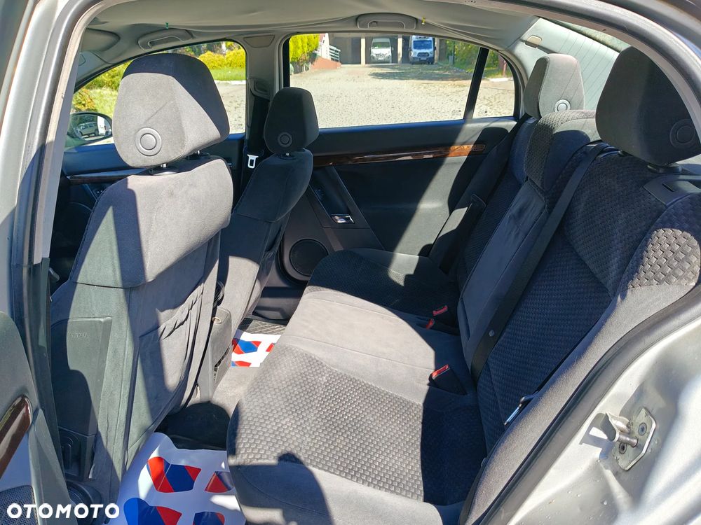 Opel Vectra 1.8 Comfort - 8