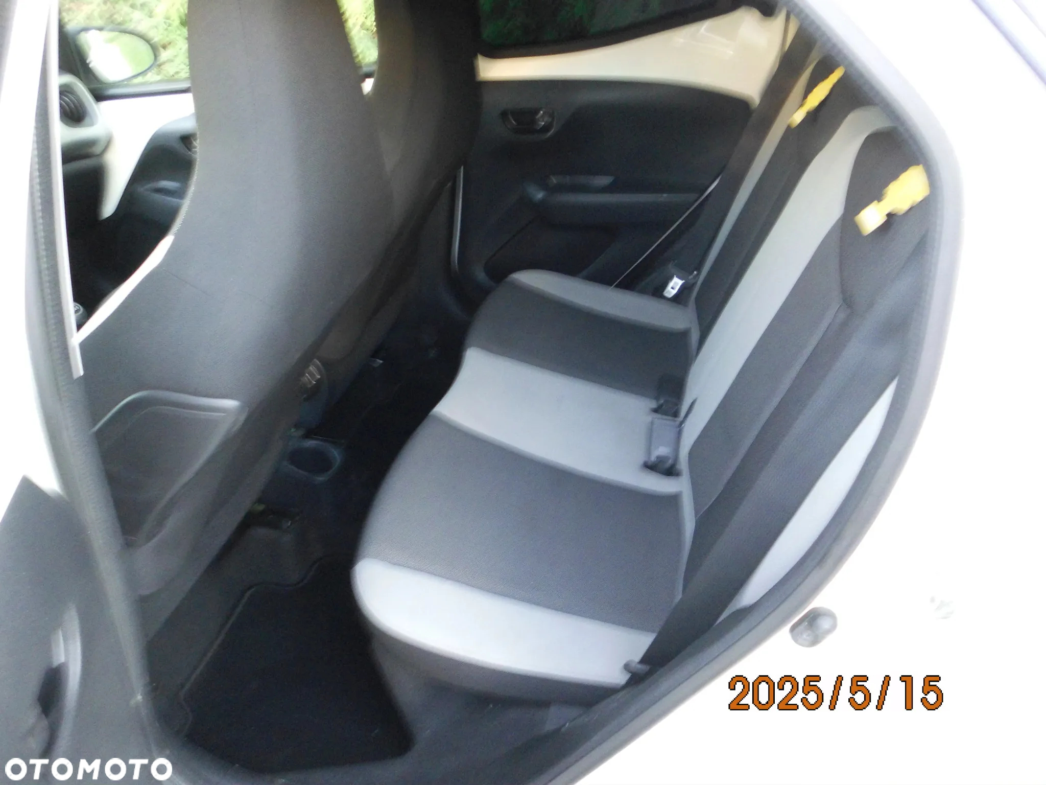 Toyota Aygo x-play touch - 11