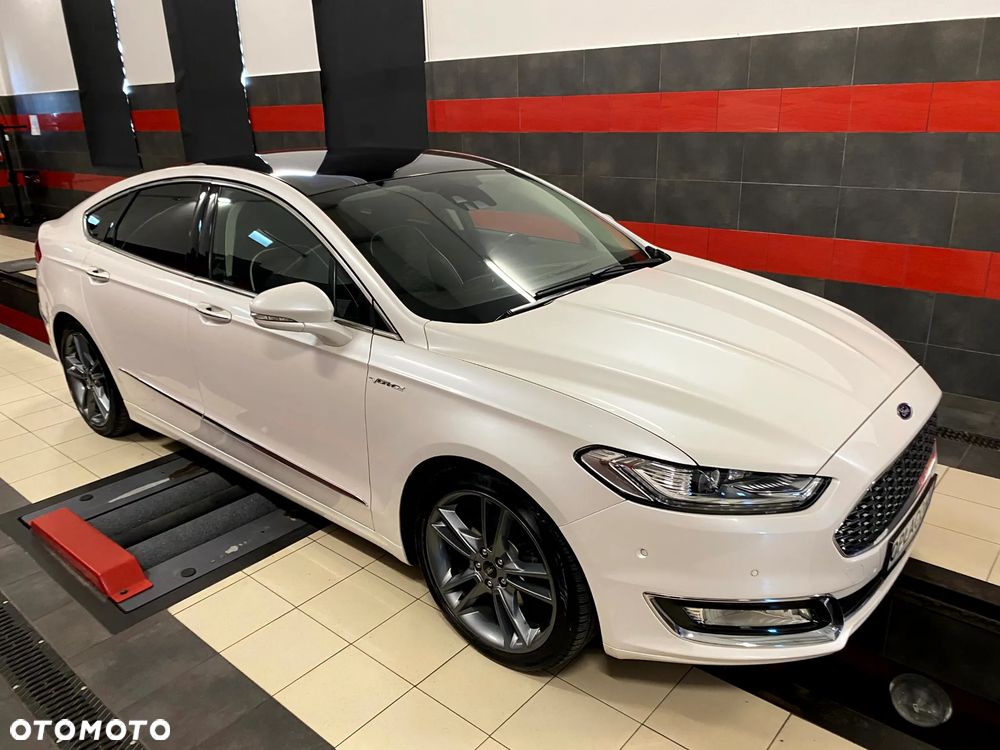 Ford Mondeo 2.0 TDCi Start-Stopp PowerShift-Aut Vignale - 4