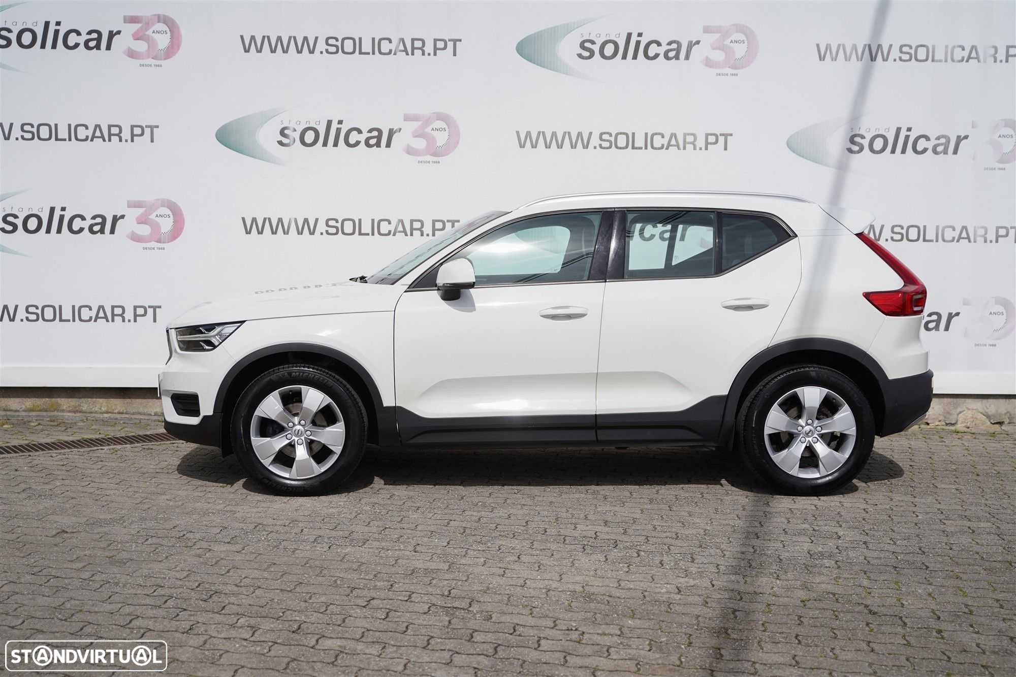 Volvo XC 40 2.0 D3 Momentum - 11