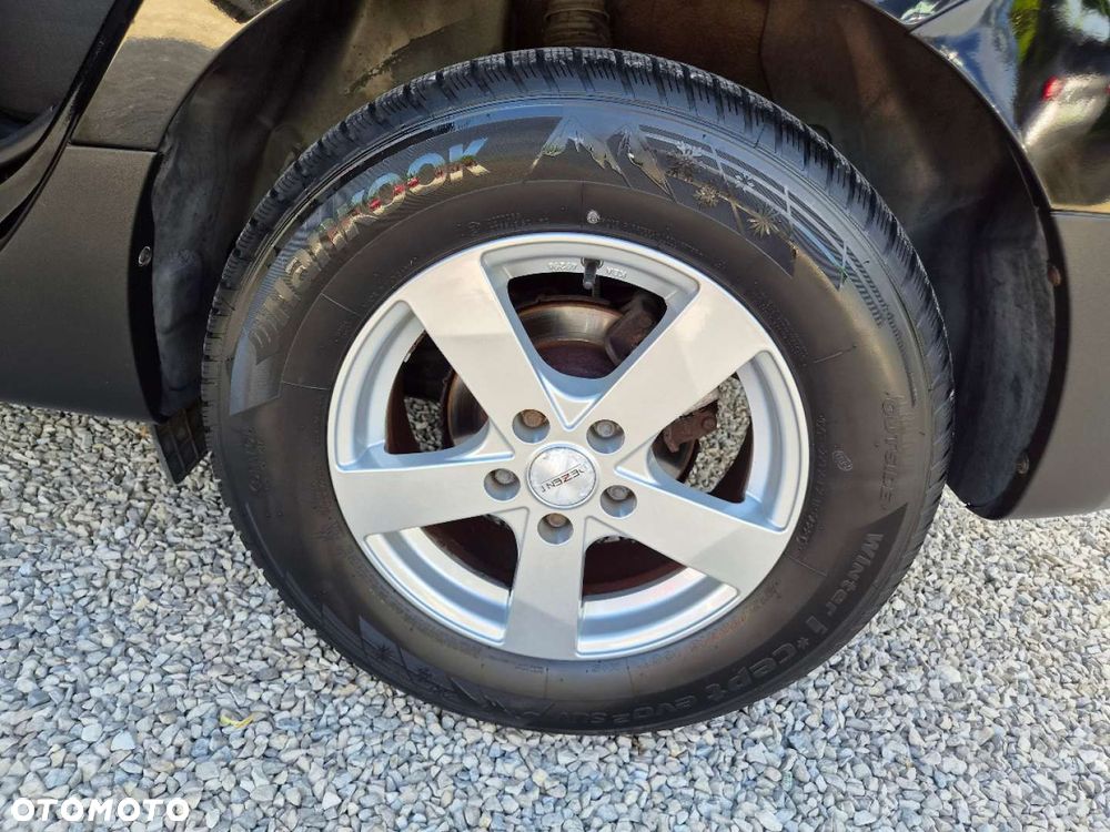 Hyundai ix35 1.7 CRDi 2WD Fifa World Cup Edition - 31
