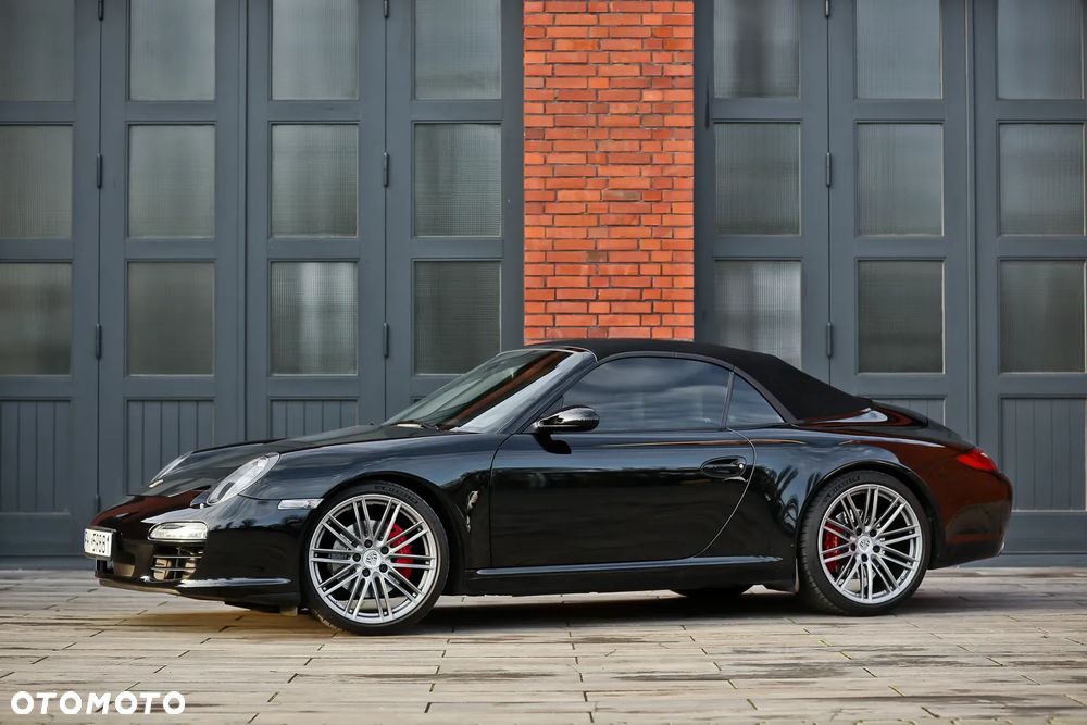 Porsche 911 Carrera S - 11