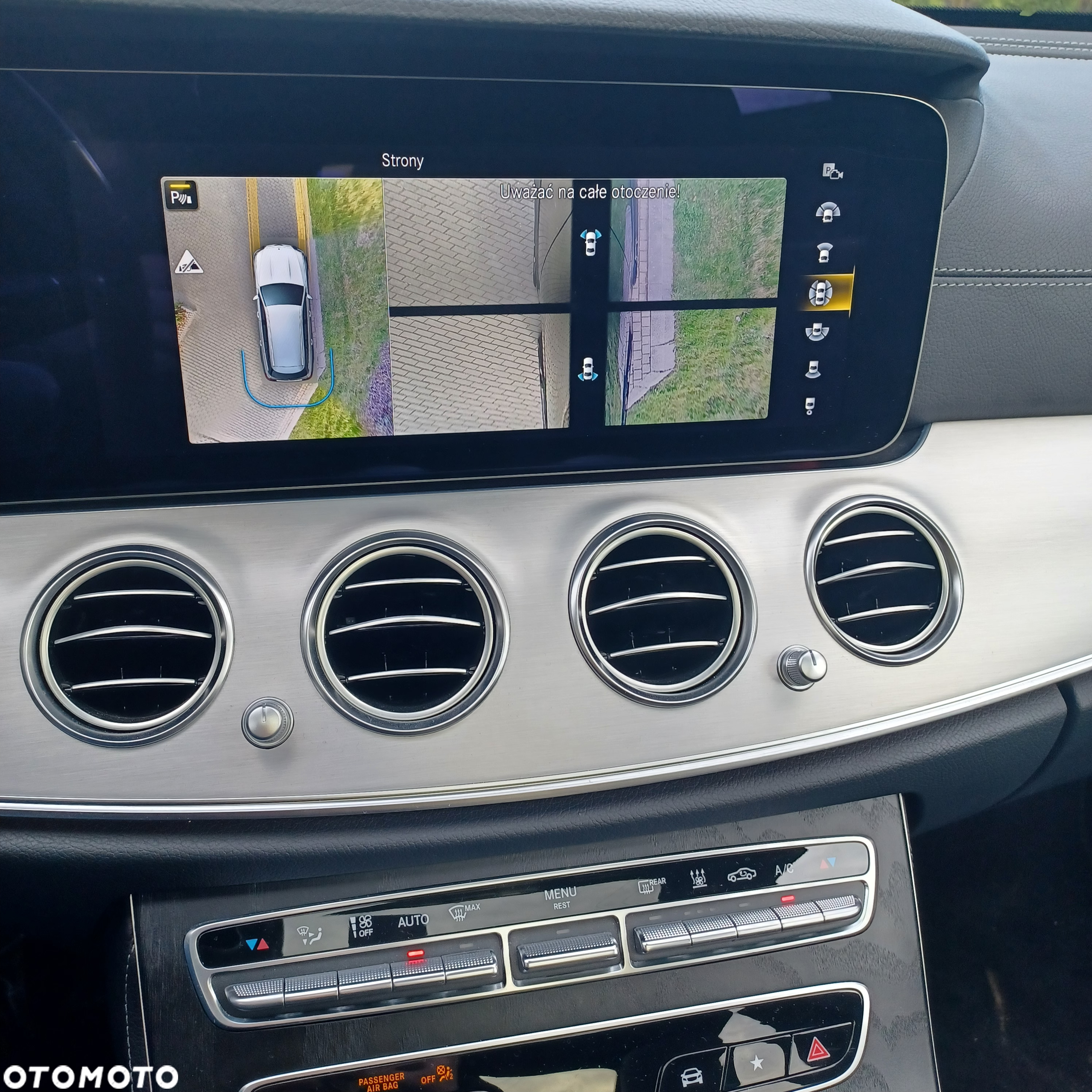 Mercedes-Benz Klasa E 220 d 4Matic T All-Terrain 9G-TRONIC Avantgarde - 30