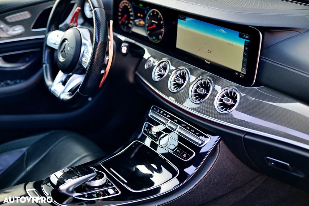 Mercedes-Benz CLS - 12