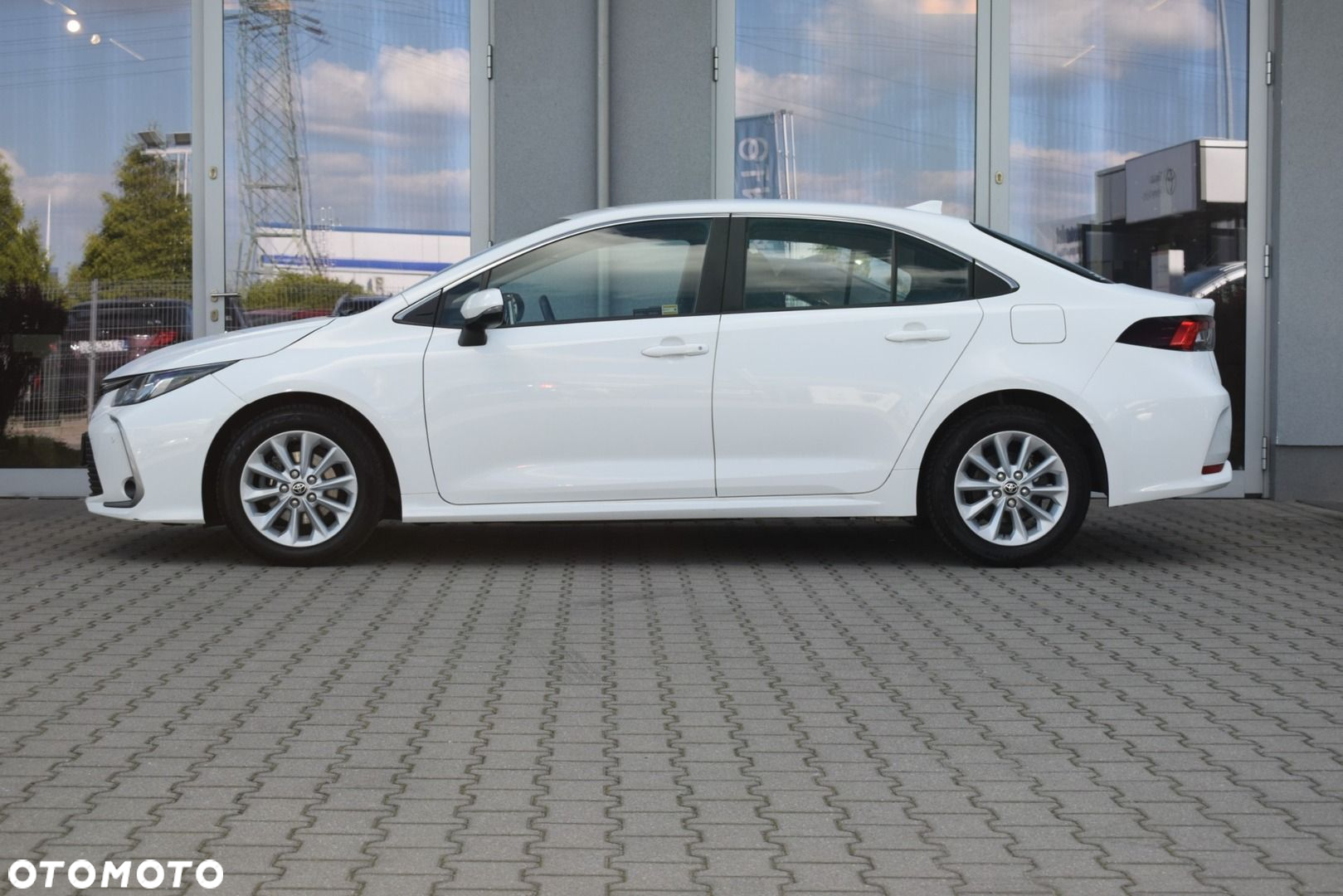 Toyota Corolla - 5