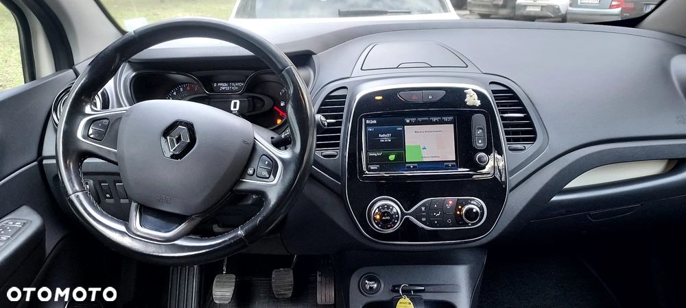 Renault Captur (ENERGY) TCe 90 BOSE EDITION - 26